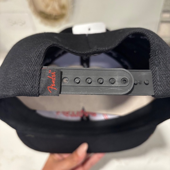 Fender Guitars Hat Cap Unisex Spaghetti Logo Black & Camo Flatbill Snapback NWT - Picture 4 of 6